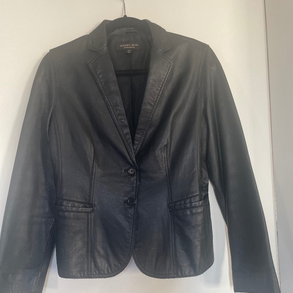 Vintage Women’s Black Leather Jacket/Blazer  by Golden Bear made in the USA.